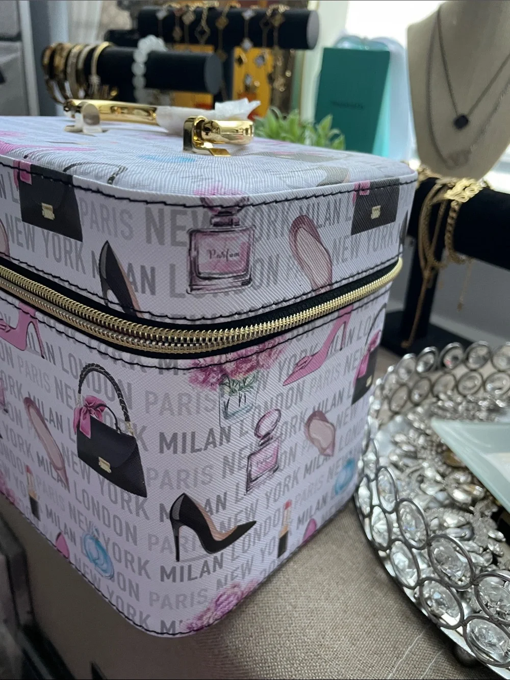 W✨💕City Chic Printed Vanity Case💕✨NEW